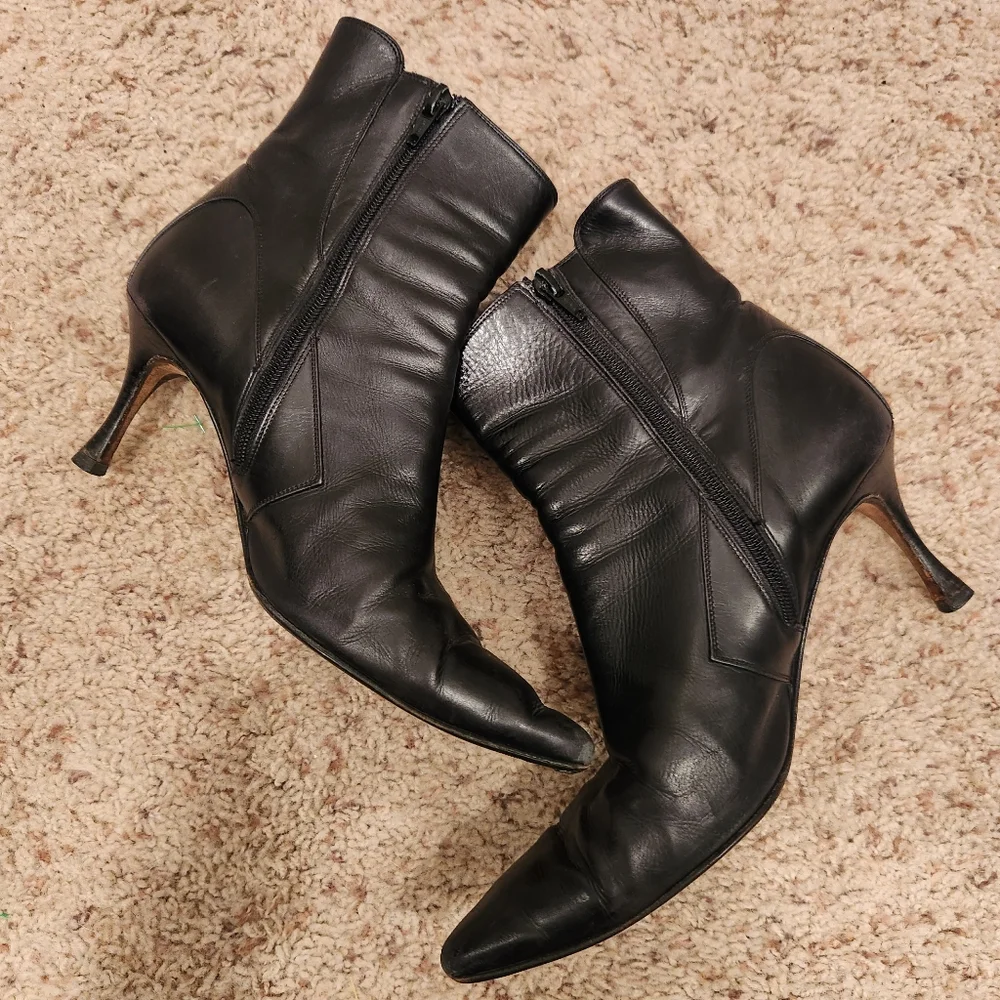 Manolo Blahnik boots size 38/8